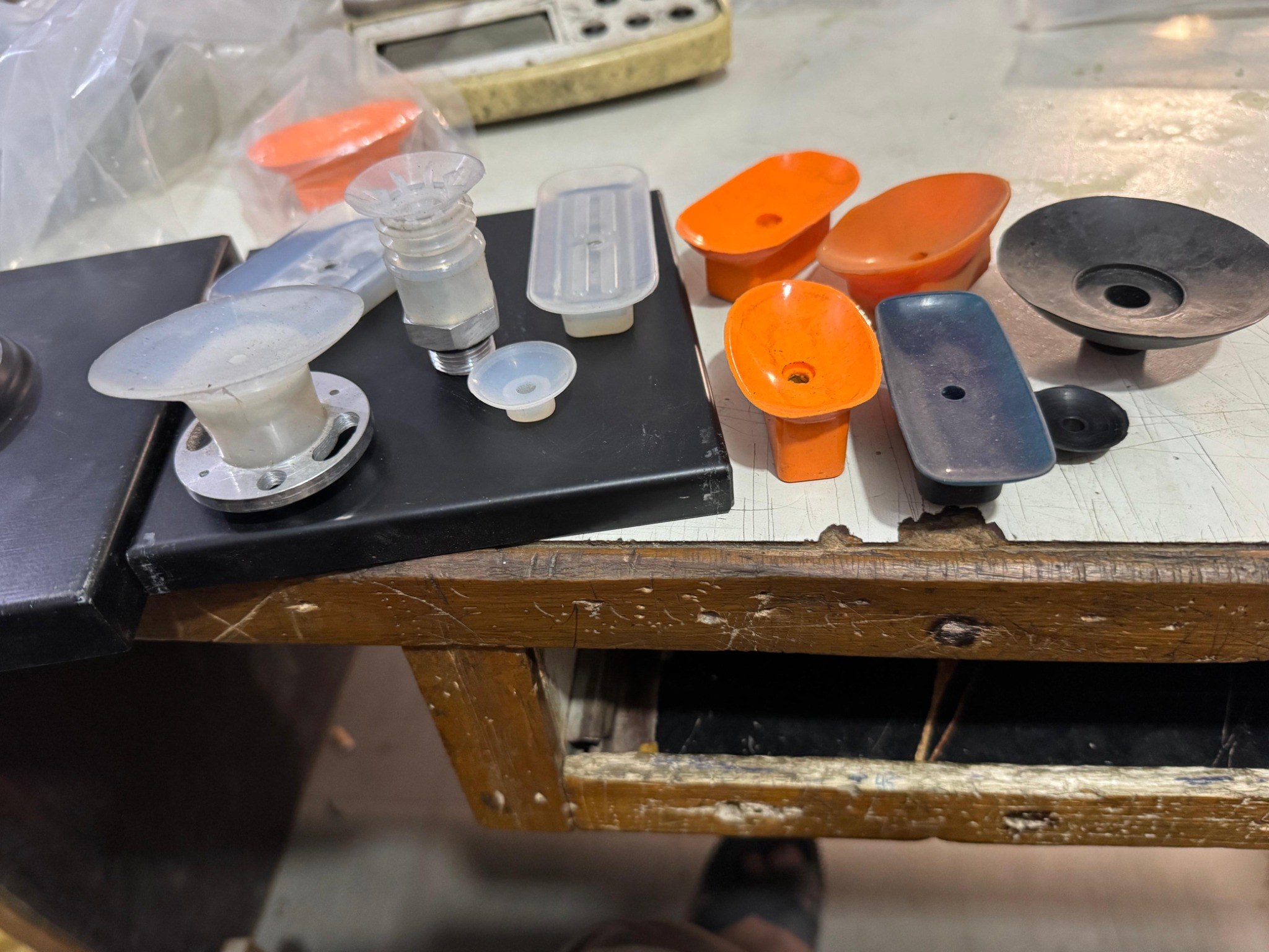 Selection of WIN-ROUND industrial component samples